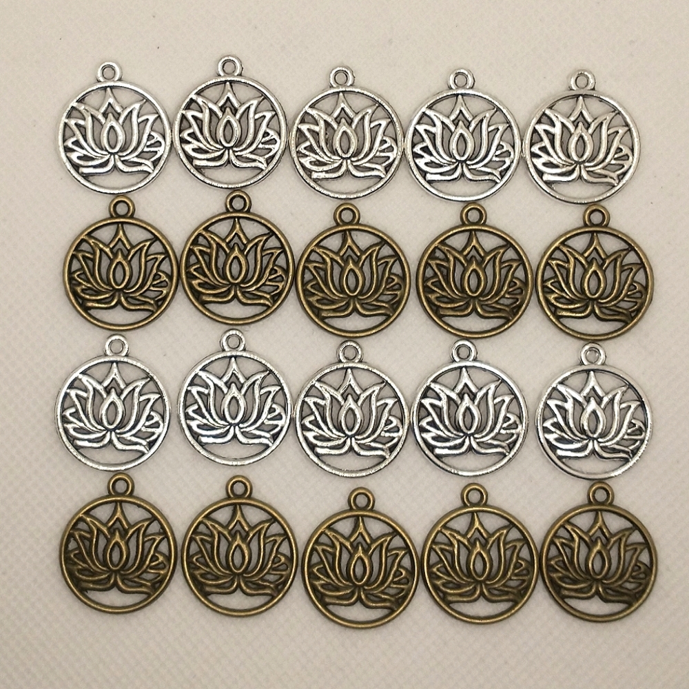 🧁 3/$30 Lotus Charms NEW